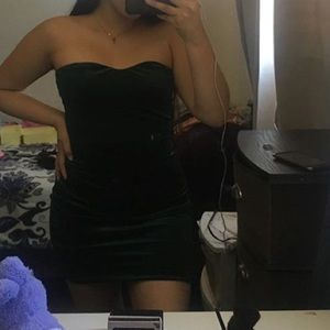 Green strapless dress